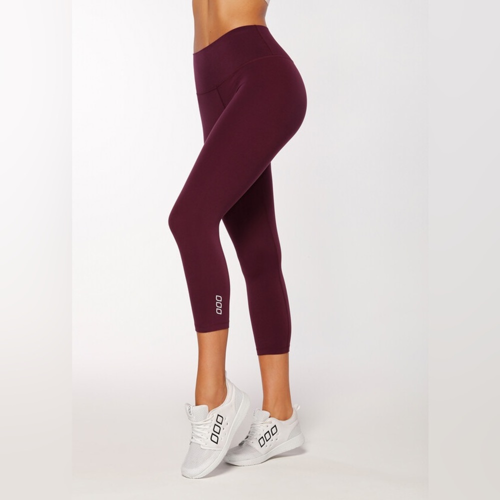 NWT!!! Lorna Jane 7/8 Bare Minimum Tights Leggings - Dark Grape Purple